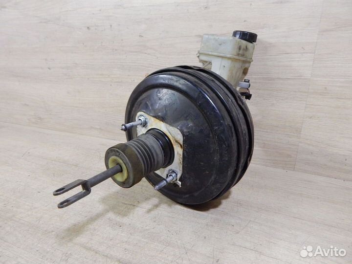 Вакуумный усилитель тормозов Opel Vectra C