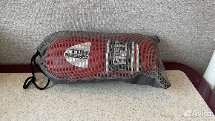 Боксерские перчатки green hill