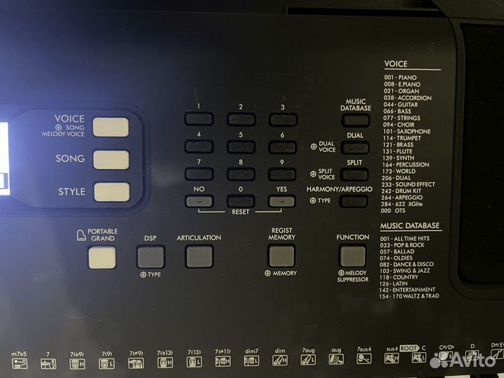 Синтезатор Yamaha PSR-E373