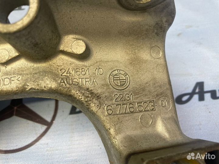 Кронштейн АКПП Bmw 530I Е60 LCI N52B30 2007