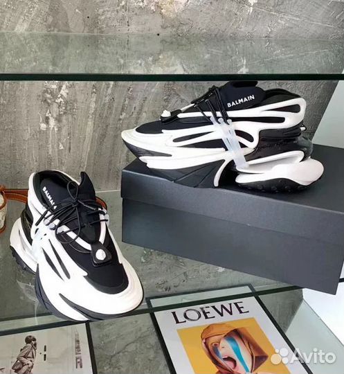Кроссовки Balmain Unicorn, б/у