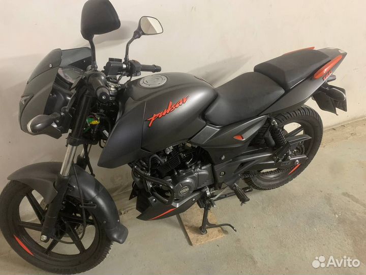 Bajaj pulsar 180