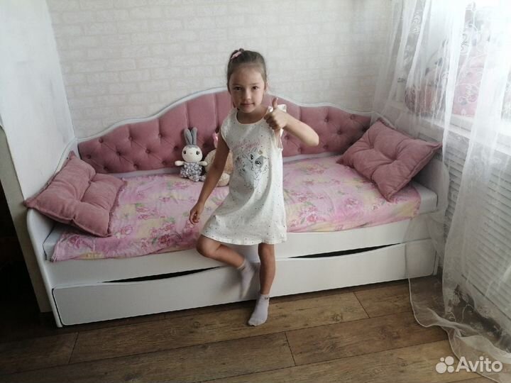 Детская кровать для девочки