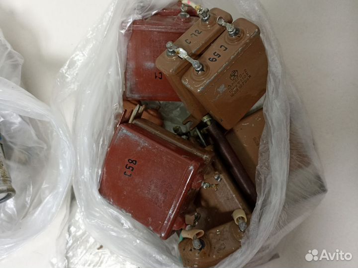 Радиодетали конденсаторы СССР коробкой