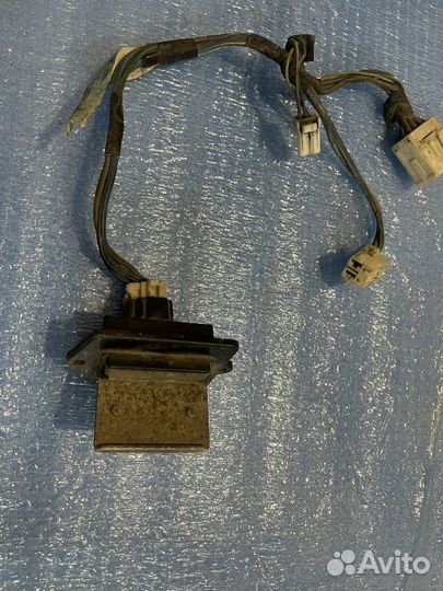 Резистор отопителя Mazda 626