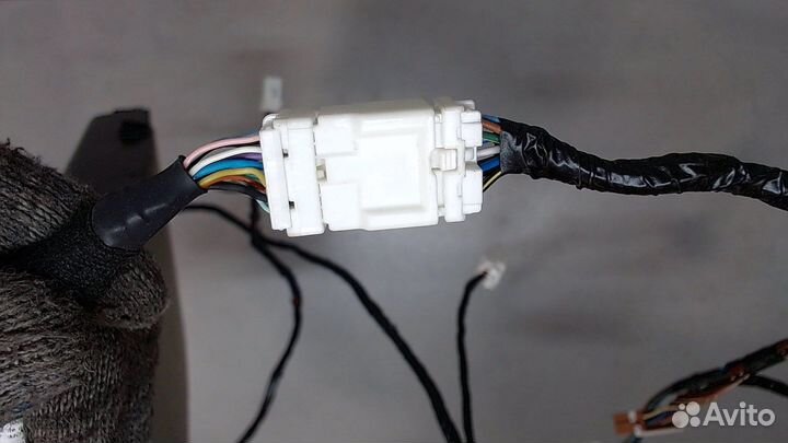 Дисплей мультимедиа Infiniti QX56, 2008