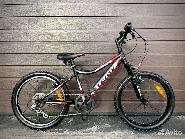 Подростковый Stern Attack 20/ 6-9 лет