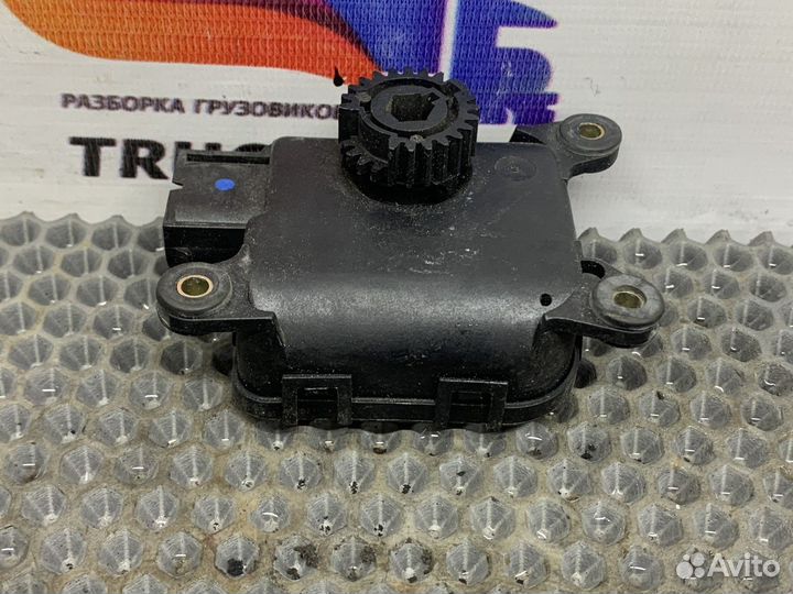 01328011148 Моторчик привода заслонок отопителя