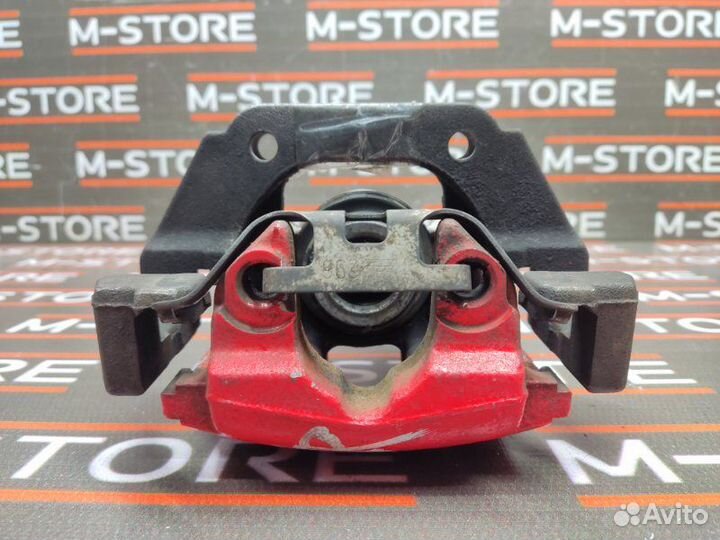 Суппорт задний правый Bmw 7-Series E66/65 N62B44A