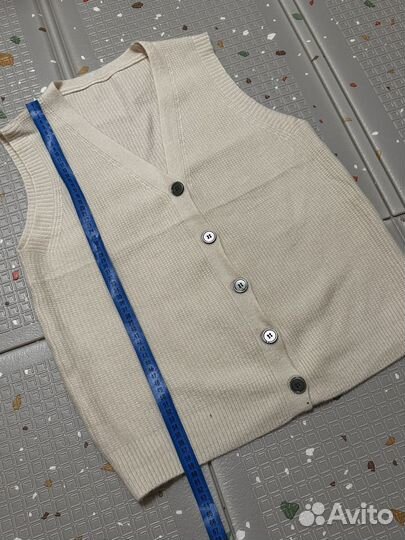 Жилетка женская вязаная 46