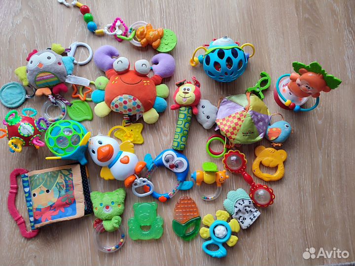 Пакет игрушек до 1 - 1,5 лет