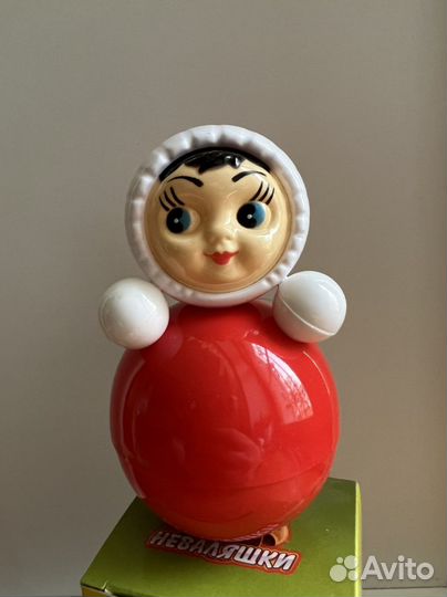 Игрушка неваляшка