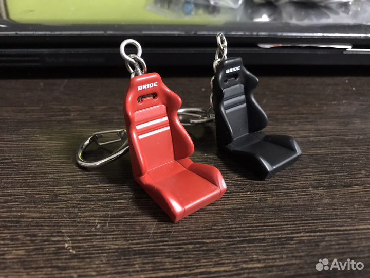 Брелок на ключи bride