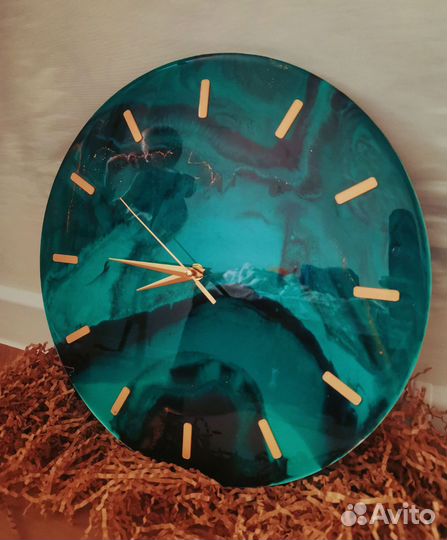 Интерьерные картины и часы из эпоксидной смолы