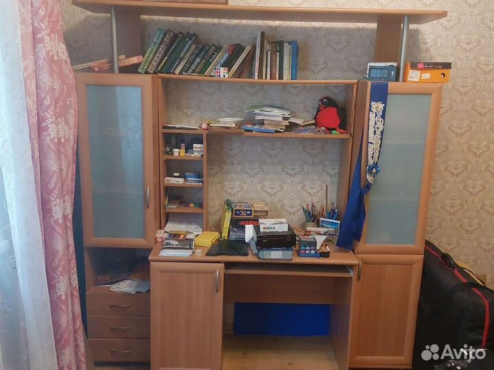 Письменный стол для школьника бу