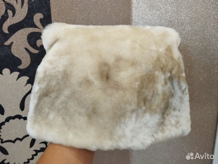 Мутоновая шапка женская