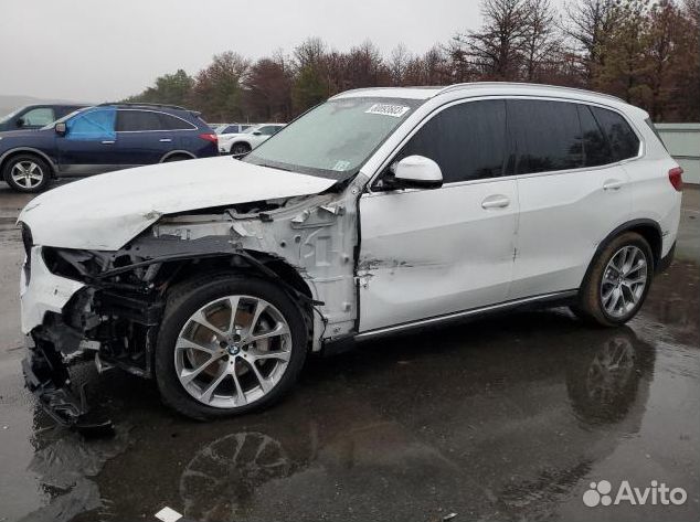 В разборе авто BMW X5 3.0L 2020