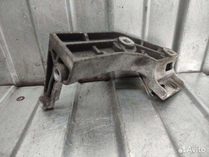 Крепление тнвд Opel Vivaro A МИКРОАВТОБУС 1.9 2004