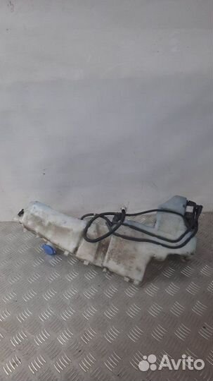 Бачок омывателя Ford Focus универсал 1.6 2005