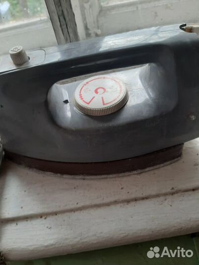 Утюг на запчасти