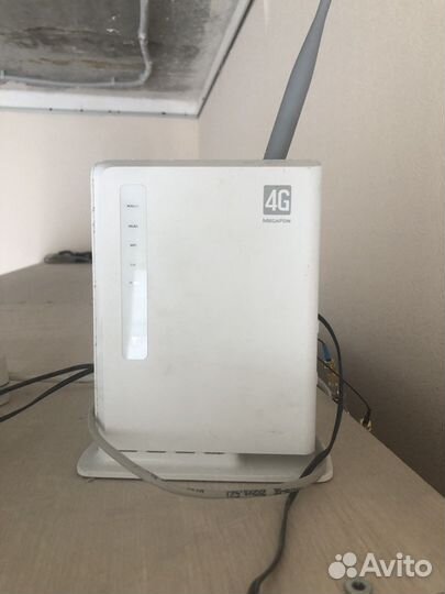 Роутер Huawei e5372 megafon r100-1