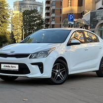 Kia Rio 1.6 AT, 2018, 155 400 км, с пробегом, цена 1 299 000 руб.