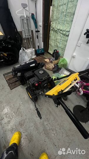 Снегоуборщик бензиновый Huter SGC 4000 бу