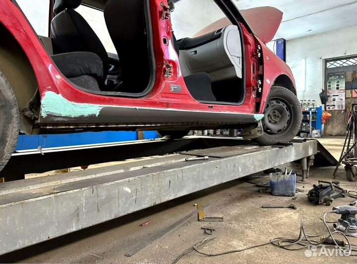 Пороги для Skoda Fabia 2 2007-2010 (mk2)