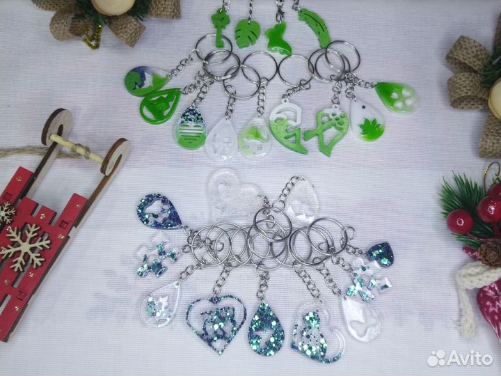 Брелок из эпоксидной смолы