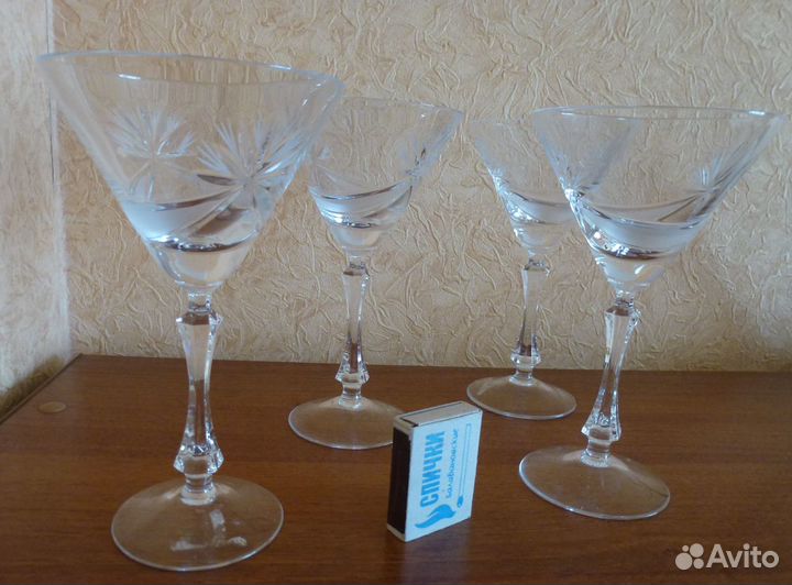 Бокалы хрустальные