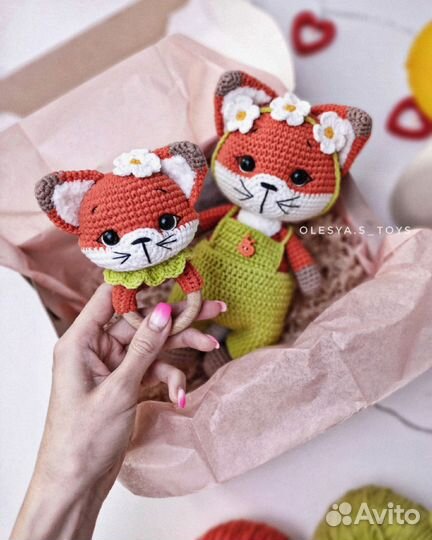 Вязаный набор Лисички ручная работа