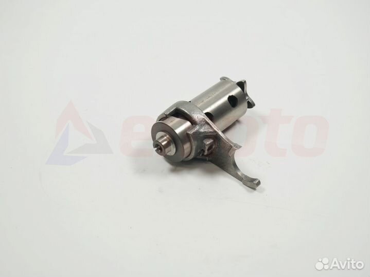 Вал переключения передач (червячный, с вилками) 1+