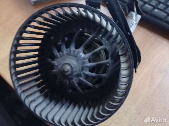 Моторчик отопителя