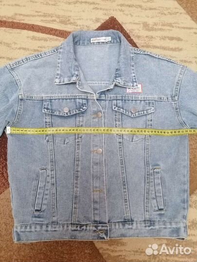 Джинсовая куртка женская