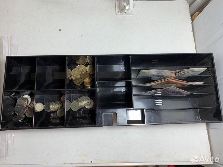 Контейнер для денег