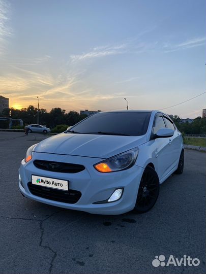 Hyundai Solaris 1.6 AT, 2011, 160 000 км