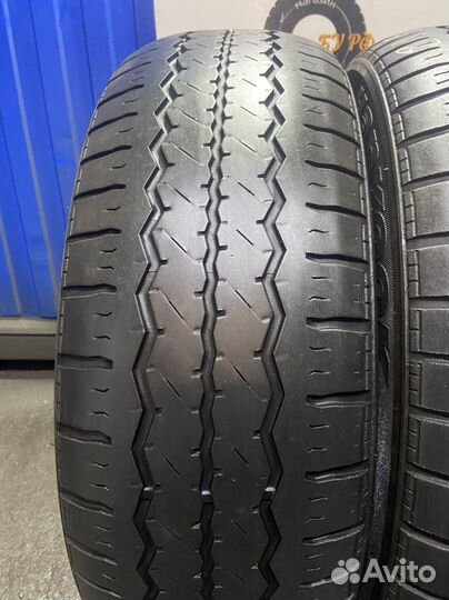 Hankook Radial RA08 215/65 R17 104T