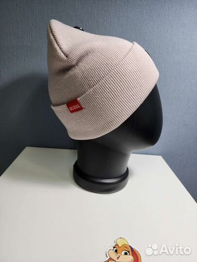 Шапка Guess