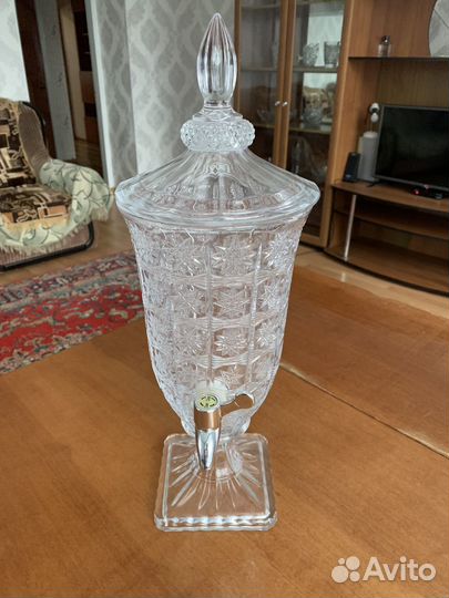 Лимонадница с краном 1,8 л