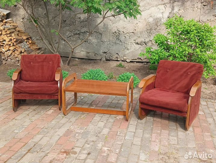 Продам комплект мебели