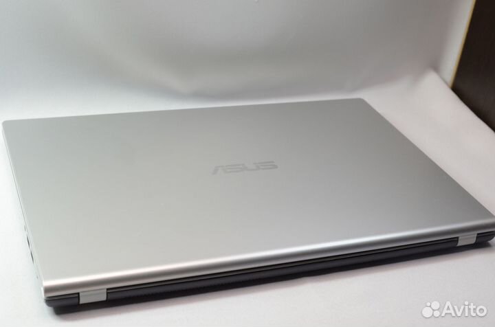 Игровой ноутбук Asus/ MX 130 SSD