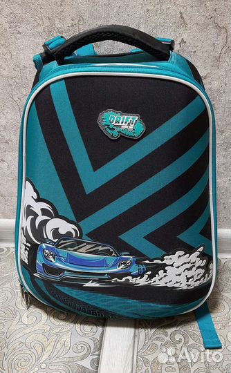Рюкзак школьный