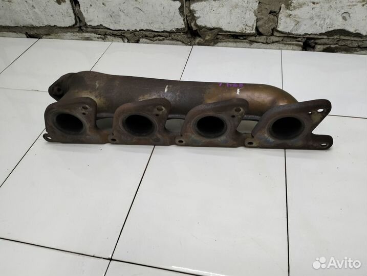 Коллектор выпускной левый Mercedes W221 S Class