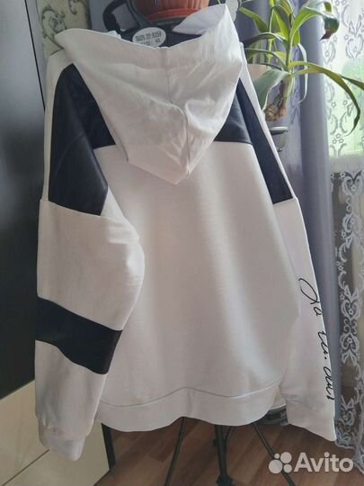 Женские вещи