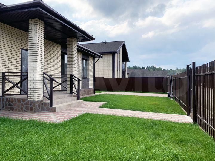 Дом 105 м² на участке 9,2 сот.