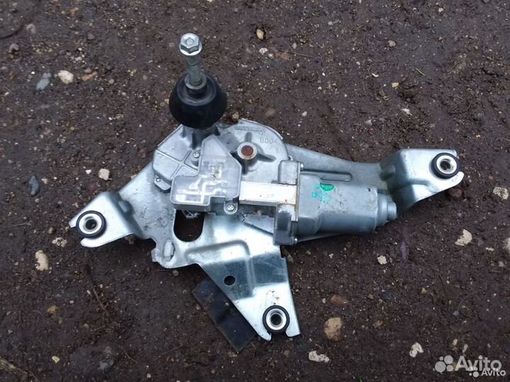 Мотор стеклоочистителя задний Nissan Patrol Y62