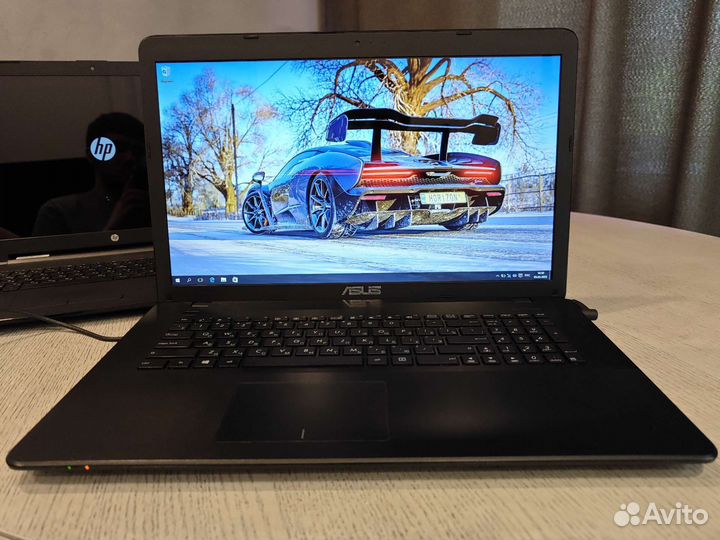 Asus X751 17