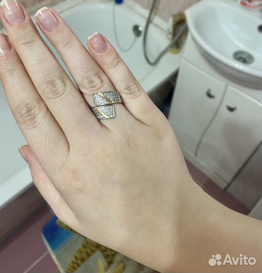 Серебряное кольцо