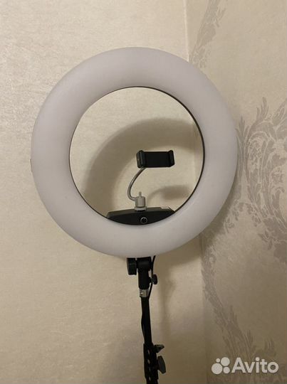 Кольцевая лампа Fe- 480 ii