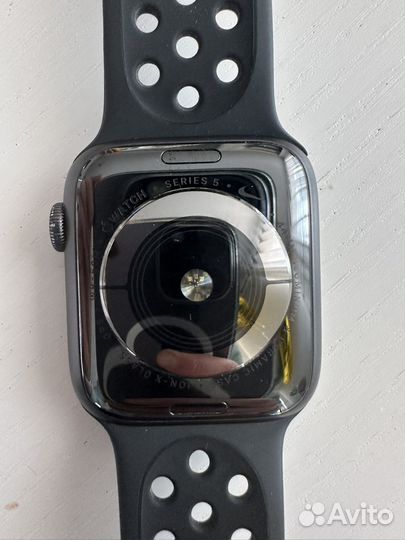 Часы apple watch 5 nike